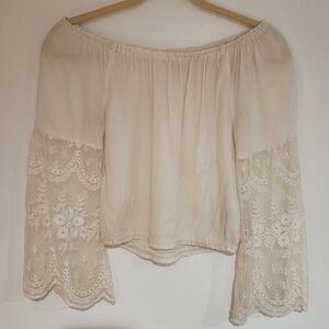 White lace long sleeve top